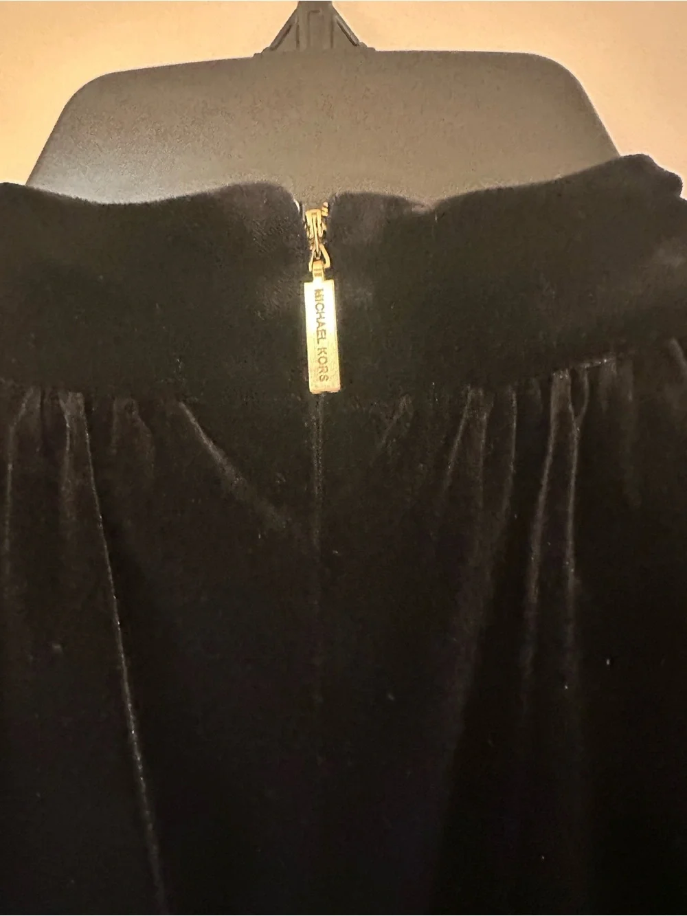MICHAEL Michael Kors Black Velvet Ruched Mock Neck Top